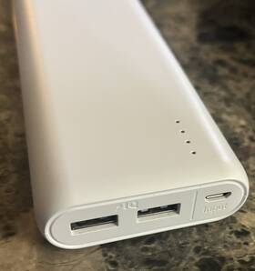 Anker 848061072938 Powercore 20100mah 4.8a 2 Port Power Bank - White