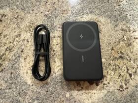 A1641 Anker 633 Maggo Portable Magnetic Battery 10 000mah Black