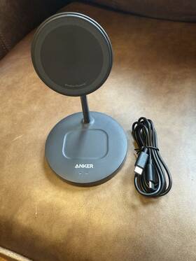 A2544 Anker Magsafe Compatible Maggo Qi2 15w Wireless Charger Stand