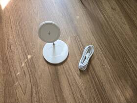 A25611y1 Anker Wireless Charging Stand Powerwave 2-in-1 Magnetic Lite With Usb-c
