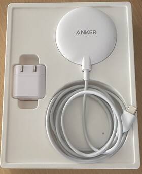 A2149 Anker A2567 7.5w Magnetic Wireless Charger With Usb-c Bundle 5ft Built-in Cable