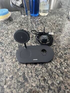 Akb25m5 Anker Maggo 3-in-1 Charging Station