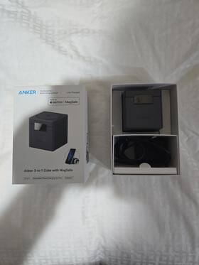 Aky1811 Anker 3-in-1 Cube Magsafe Charging Foldable Wireless Charger For Apple