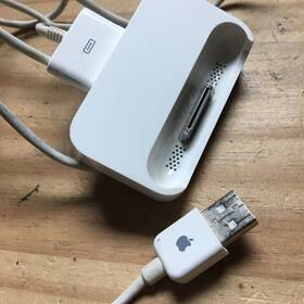 A1353 Apple Genuine 30 Pin Charging Dock Cradle And Cord For Iphone 4 4s Ipod