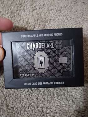 Aquavault 609408295447 Chargecard Ultra Thin Credit Card Size Portable Charger 2300mah New Open Box