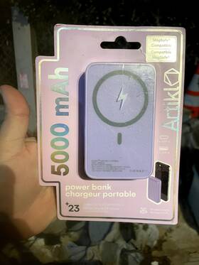 Artikl 682696018202 5000 Mah Wireless Charging Power Bank Magsafe Compatible - New