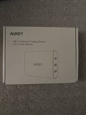 Pa-y12 Aukey Usb-c Desktop Charging Station With Power Delivery - Fast Charger New