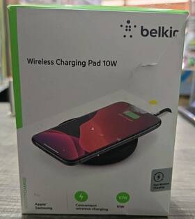 F5z093 Belkin 745883787647 Boost Charge Wireless Charging Pad 10w Fast - Ln