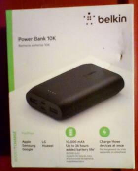 Belkin 745883797660 New Power Bank 10k Mah - Black Charge 3 Devices At Once Cable Included