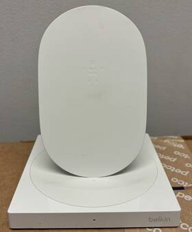 F7uo9 Belkin Components Boost Charge Wireless Charging Stand 7.5 Watts - White