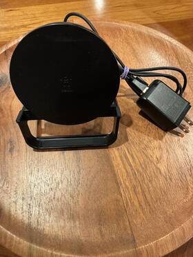 F7u083-blk Belkin Studio 10w Wireless Charging Stand For Apple And Samsung - Black