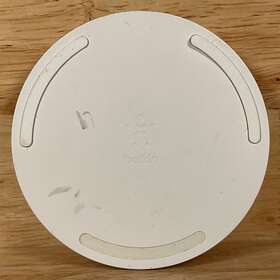 Wia001 Belkin White Wireless 10w Non-slip Qi-certified Universal Charging Pad