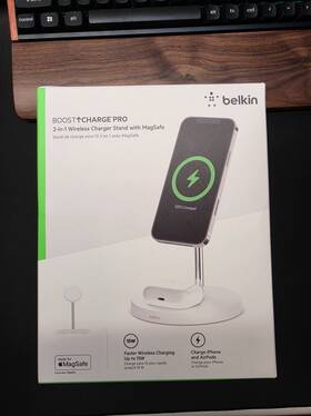 Wiz010ttwh-rm Belkin Iphone And Airpods Magsafe 2-in-1 Charging Stand Apple Certified White