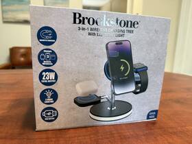 Brookstone 840286404846 3-in-1 Wireless Charging Tree With Led Night Light Brand New