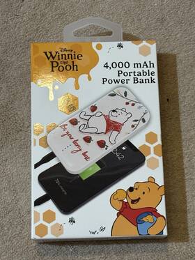 Disney 198926013027 New Winnie The Pooh 4000 Mah Portable Charger Power Bank