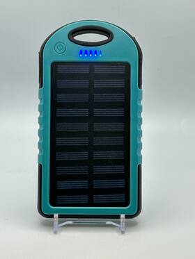 Ze200223 Dizual Solar Charger - 5000mah Blue Portable Battery Pack Used