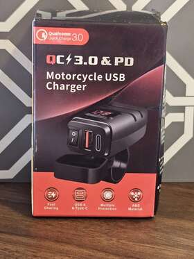 Extractme 313102095028 Motorcycle Usb Charger 6.8a Quick Charge 3.0 Dual Phone
