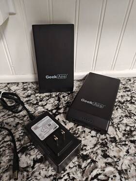 Wcy-pb022-10817-6s-ul Geek Aire Battery Power Pack Gbp15 From Fan Lot Of 2 Plus Charger Adapter