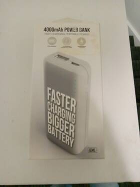 Gems 0818009023193 Power Bank 4000mah Fast Charging Portable Charger New