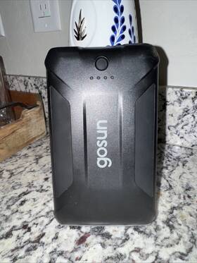 Gp09-2 Gosun Portable Solar Charger Model# Power Bank 144wh 3 Usb Outlets