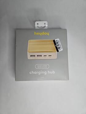 Heyday 197543409183 4 Port Charging Hub Horizontal 2c 2a - White Pine Wood