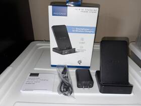 Ns-mwpc10ks Insignia 10w Qi Black Charging Phone Stand 4 Smartphones With Wireless