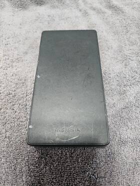 Nsmb27ck21 Insignia 26 800 Mah Portable Battery