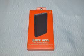 Juice Onn 681131033152 Slim Portable Battery 10000 Mah Capacity 3 Extra Charges