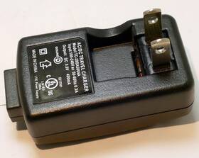 Tc-28sa5004a Just Wireless Ac / Dc Travel Charger Power Supply Missing Usb Cable