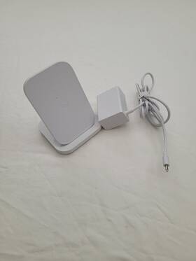950-000041 Logitech Powered 10w Wireless Charging Stand White - 120 V Ac 230