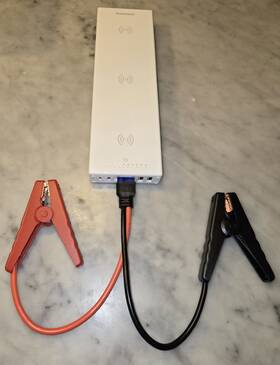 A001-1 Magfast Extreme Portable Wireless Charger Power Bank With Car Jump Cables- Set