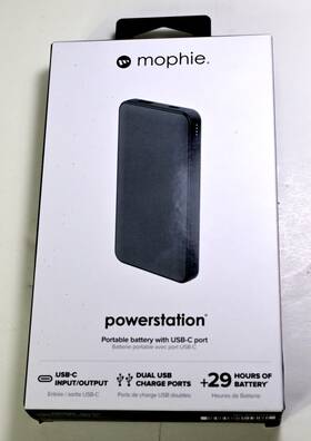 401102945 Mophie Powerstation 8000mah Portable Battery With Usb-c / Usb-a Port Space Gray