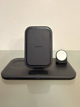 401305835 Mophie 3-in-1 15w Wireless Charging Stand - Black