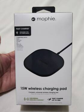 401312357 Mophie Fast Charge 15w Wireless Charging Pad For Apple Google Samsung Qi-enabled