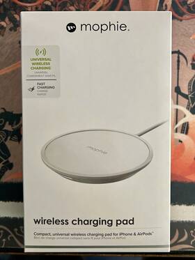409903454 Mophie Wireless Charge Pad - Apple Optimized 7.5w Qi Technology White