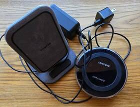 411305903 Mophie And Samsung Universal Wireless Chargers Qi-cerified For Apple