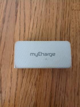 Amu26wg-e Mycharge Amu26wge Mini Portable Charger
