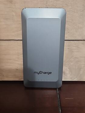 Hg40vk-a Mycharge Home&go Wall Charge With Portable Ultra-thin And Lightweight Powerbank