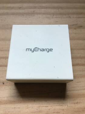 Pbqc04w-a Mycharge Pbqc04wa White Power Charger 3 Usb Port 1 Type-c 18w Qc3.0 Max 30w