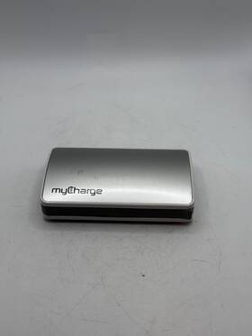 Rfam-0228 Mycharge Silver/gray 3000mah Usb Rechargeable Portable Power Bank