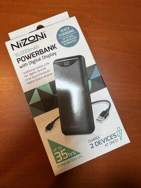 Nizoni 857946003950 Brand New - 10000 Mah Powerbank With Digital Display Black