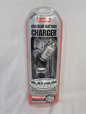 48795 Nokia Vintage New Platinum Car Charger Series 3300 8200 8800 Models 252 And 282