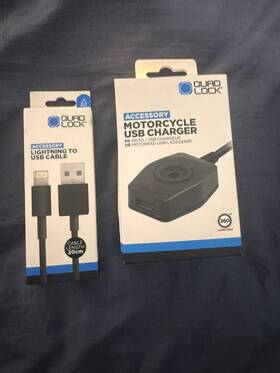 Quad Lock 348943003261 Motorcycle Usb Charger And Cable