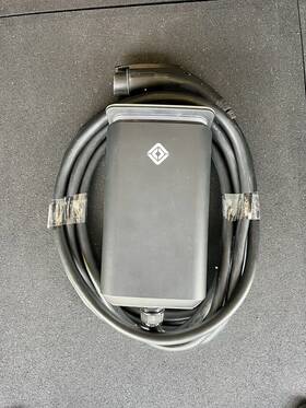 Pt00057325g Rivian Oem Wall Charger Pt00057325