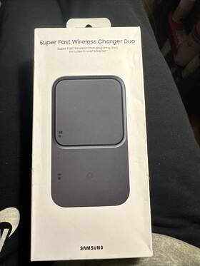 Samsung 887276653259 15w Wireless Charger Duo With Usb C Cable And Adapter