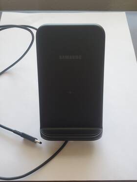 Ep-n3300 Samsung Epn5200 Wireless Charger Stand Fast Qi Charge With Power Cord 9.0v