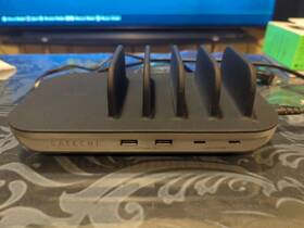 St-wcs5pm Satechi Dock5 Multi-device Charging Station #st-wcs5pm