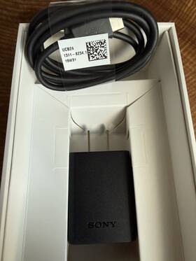 Uch32 Sony Genuine Oem Xperia 5 Usb-c Uch 32 Quick Charger Qualcomm 3.0