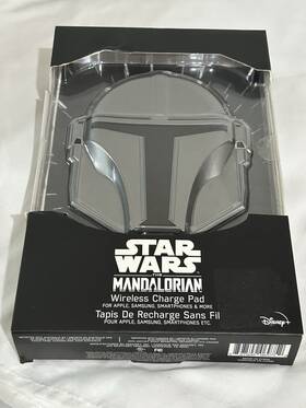 Swmprd113 Star Wars The Mandalorian Qi Wireless Charge Pad Usb-c Led Fast