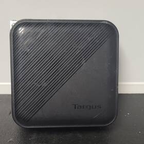 Apa21us Targus 4-port Usb Fast Charge Charging Station Black Desktop Stand